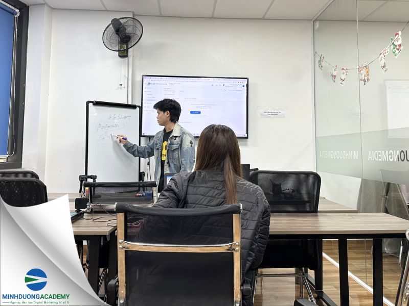 Khóa học marketing kèm 1:1 - Ảnh 4 Khóa học marketing kèm 1:1 - Ảnh 4